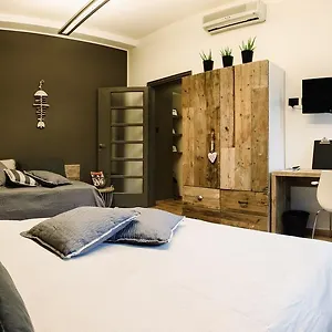 https://suite11-como-apartment.it-lombardy.com
